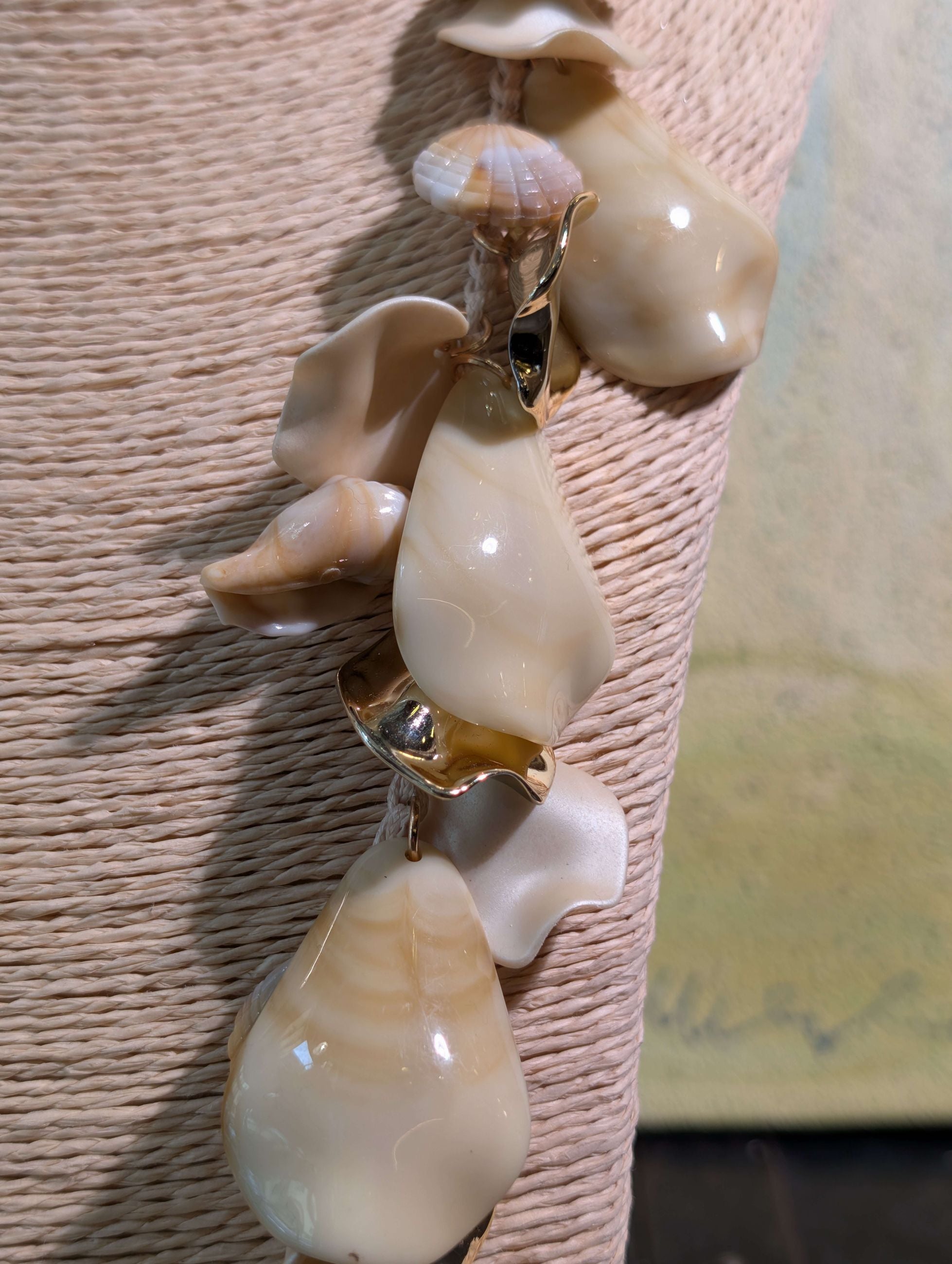 COLLANA LUNGA CON ELEMENTI PETALI RESINA AVORIO - NALI'