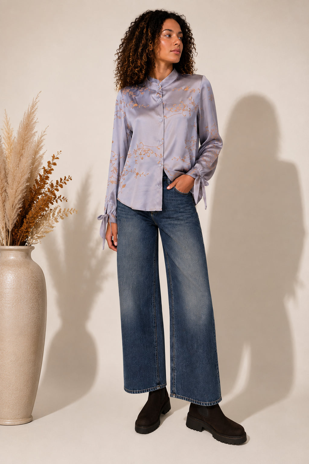 Camicia in raso con ricami floreali e polsini con fiocco - SHE_FLORENCE_LAB