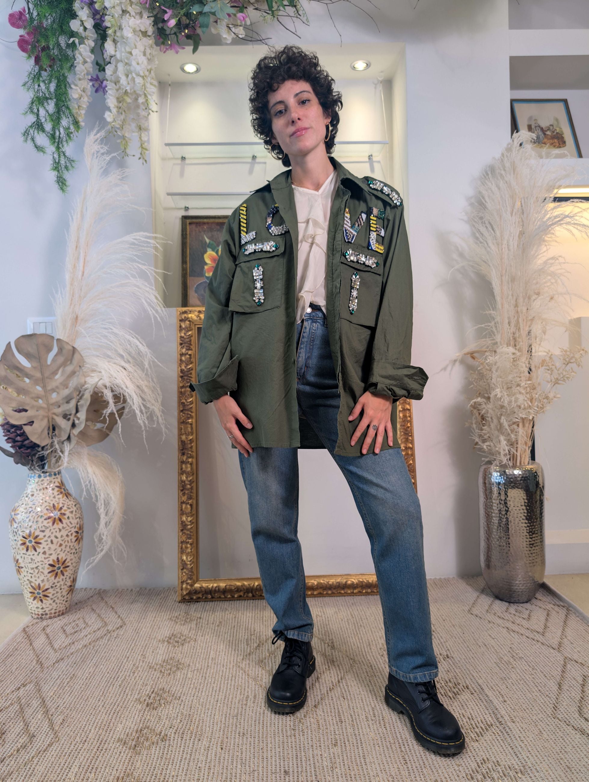 Sahariana militare customizzata con strass e canottiglie - TENSIONE IN