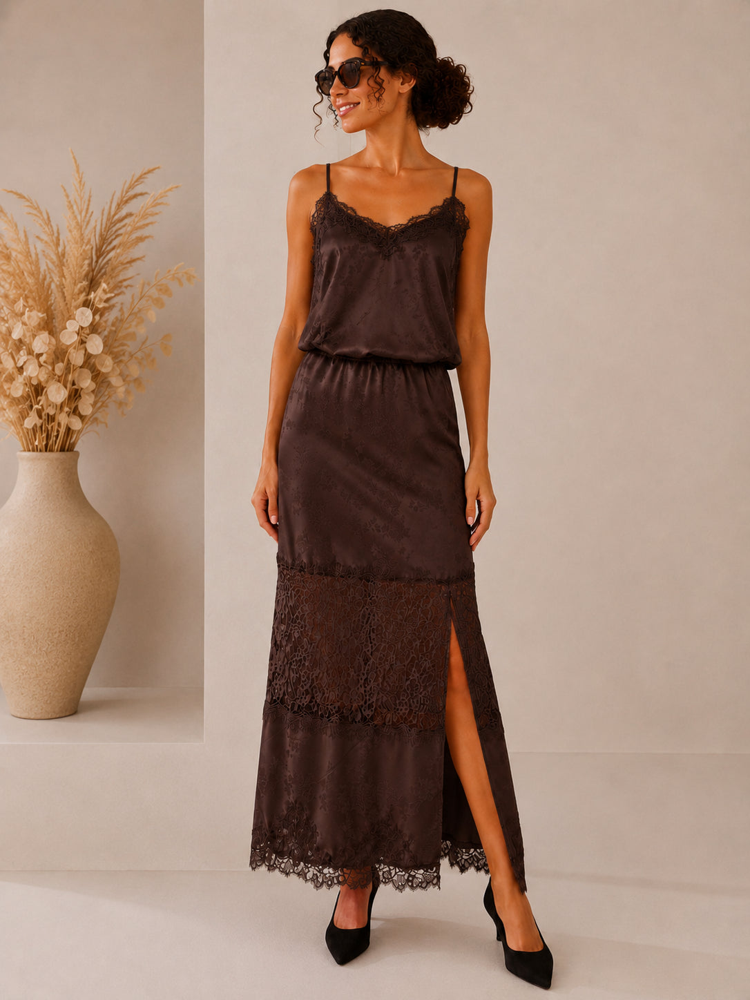 Top in raso jacquard moro con pizzo - VICOLO