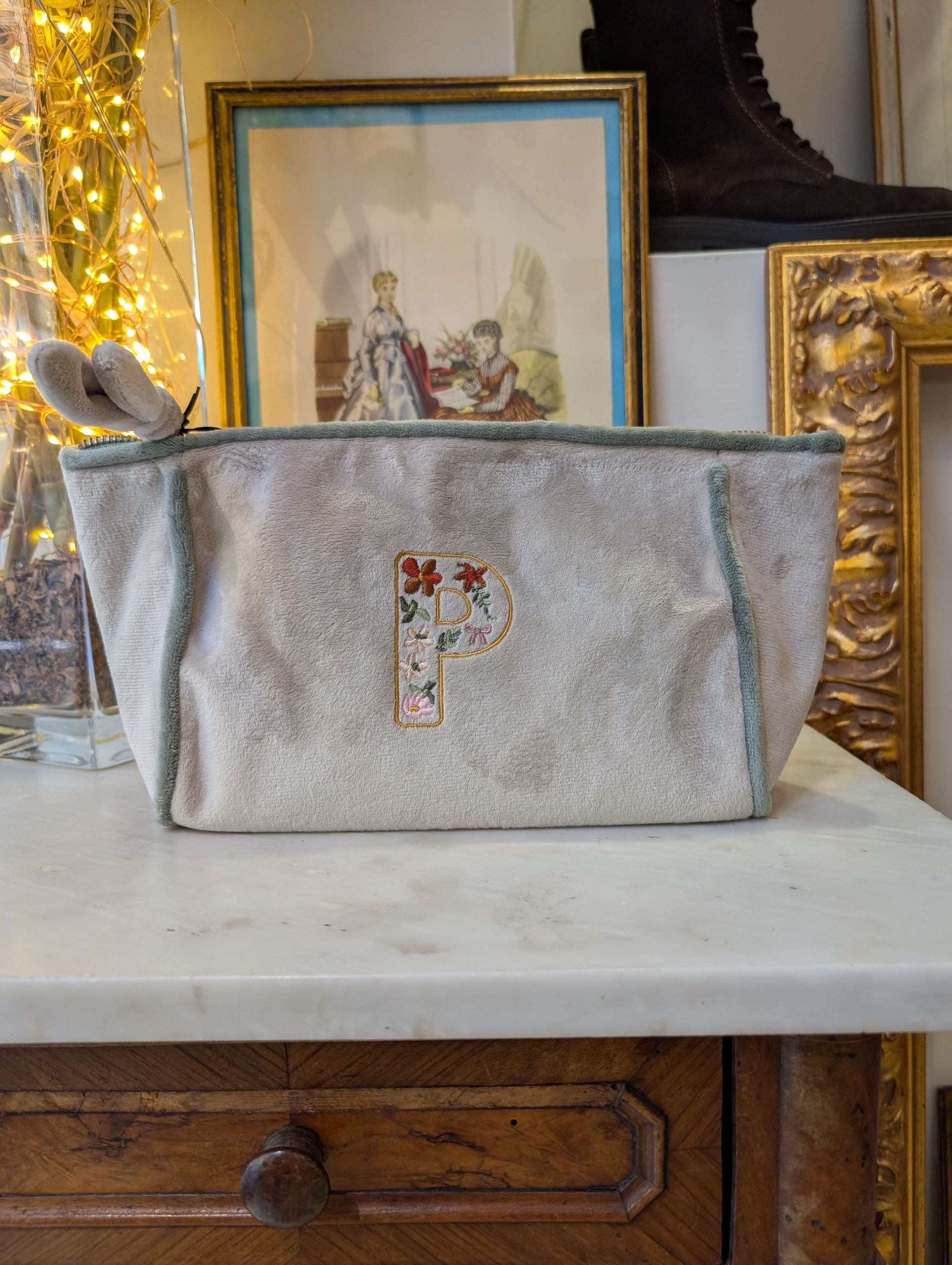 POUCH EMBROIDERY LETTERA P GRIGIO/VERDE - NALI'