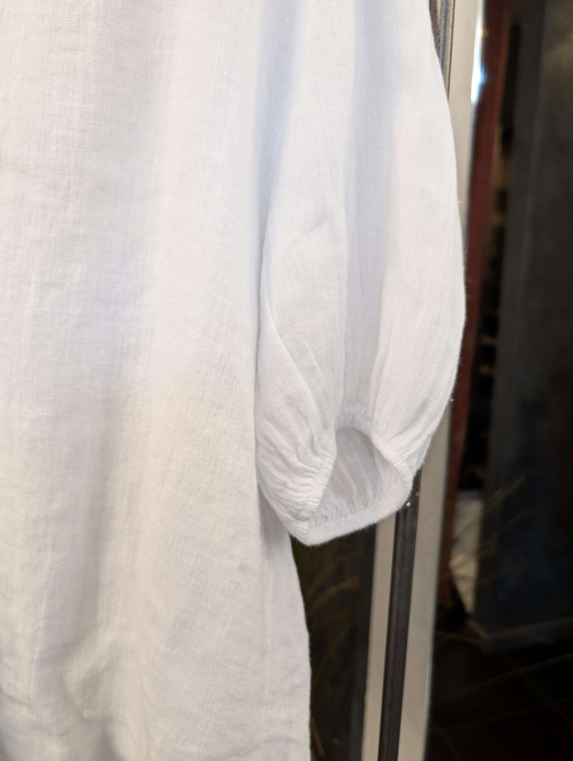 Camicia Ampia in Lino con Collo alla Coreana -