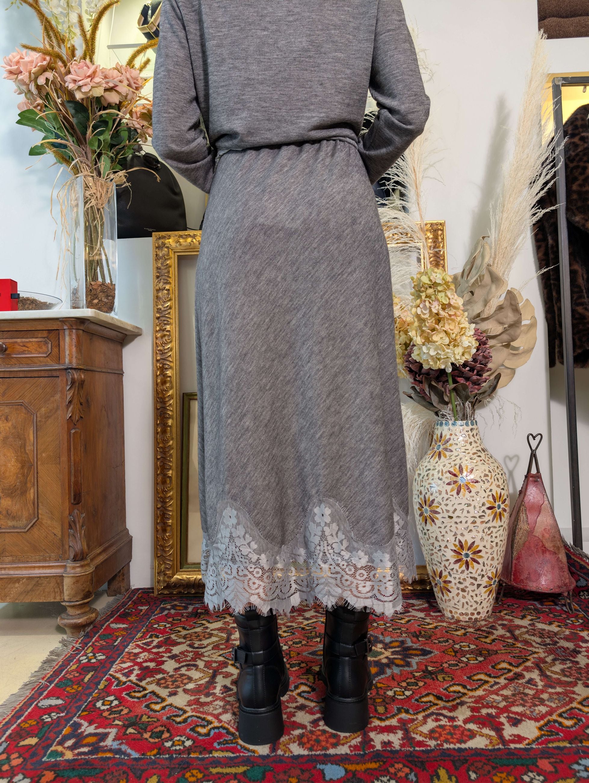 Gonna midi in maglina con pizzo - TENSIONE IN