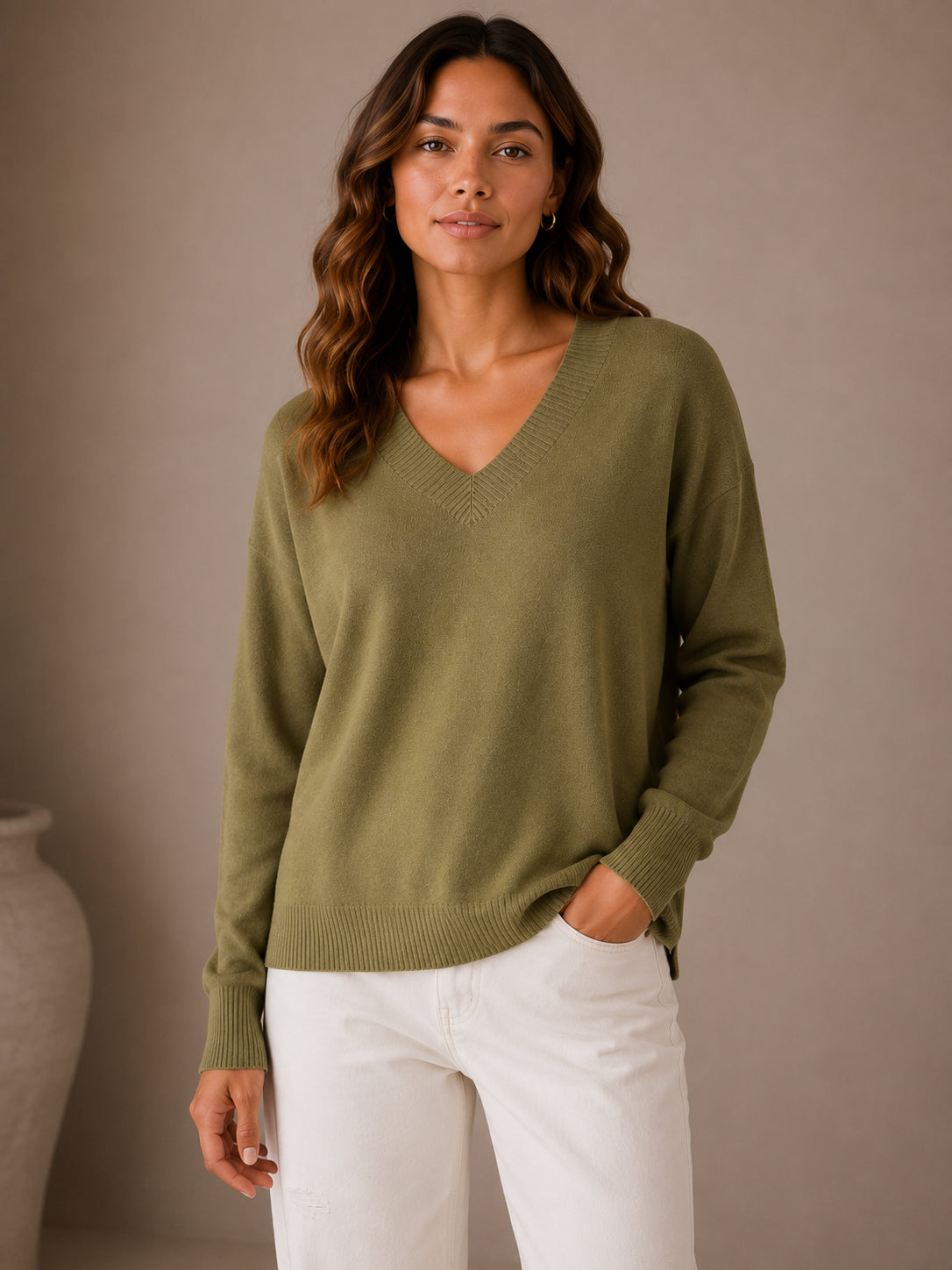 Maglia scollo a V in viscosa-angora - .SOLO TRE