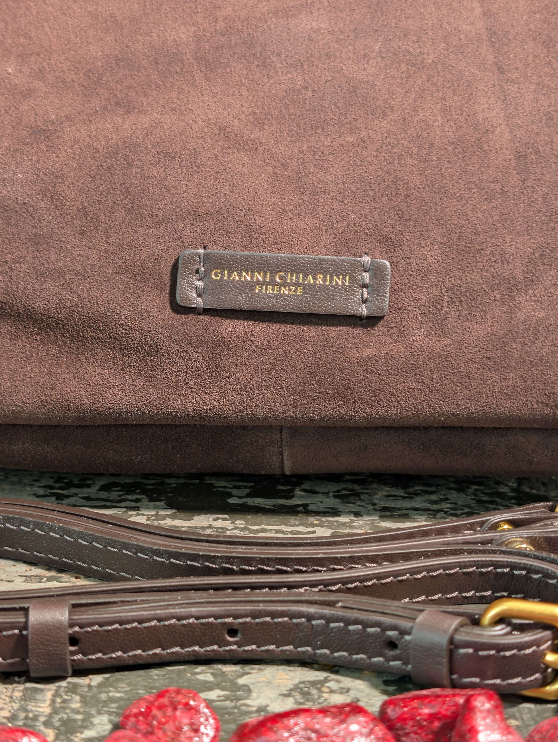 NORA POUCH - GIANNI CHIARINI