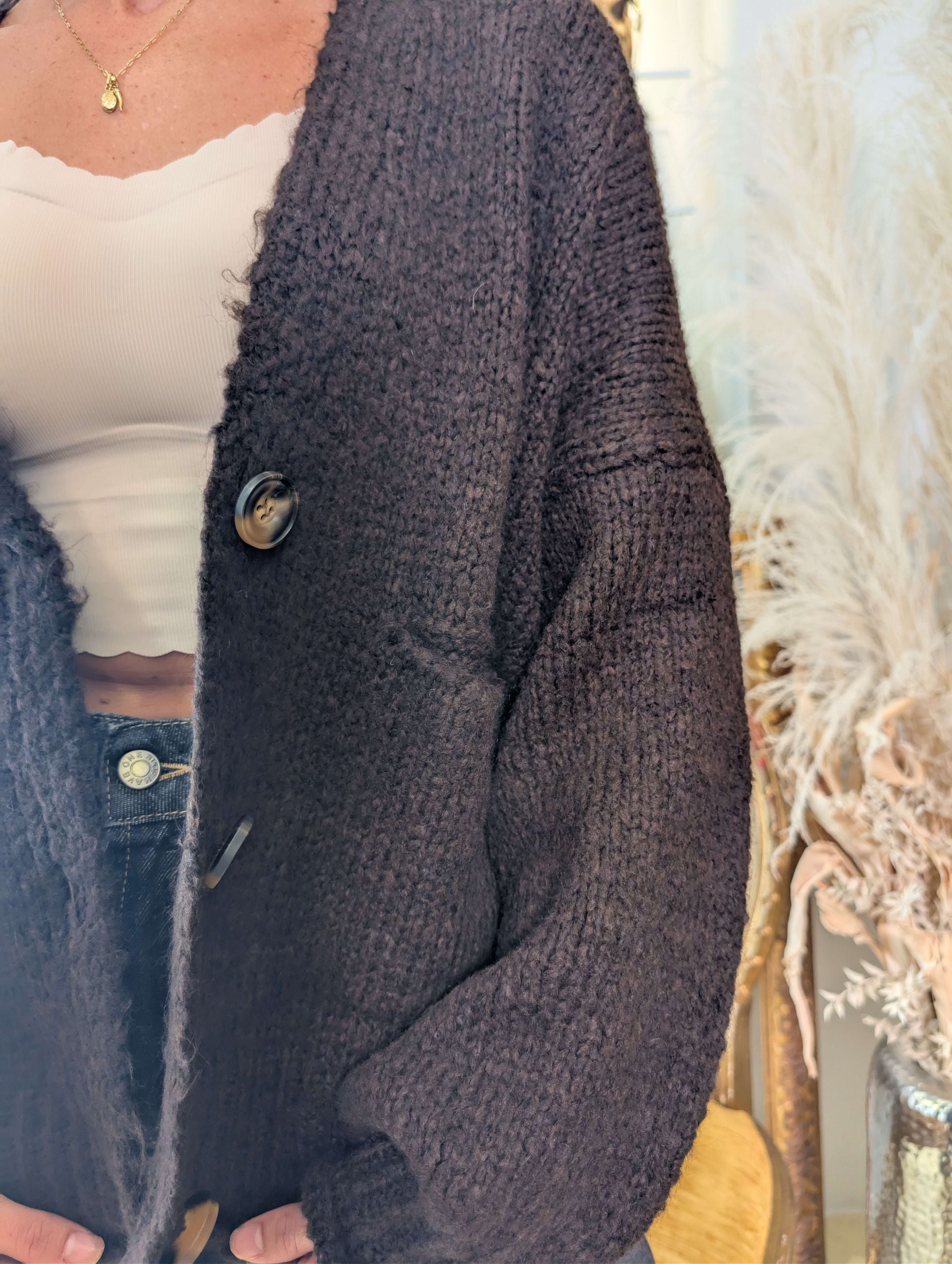 Cardigan Oversized Fit a 3 Bottoni – Finezza 3 con Maniche Balloon - HAVE ONE