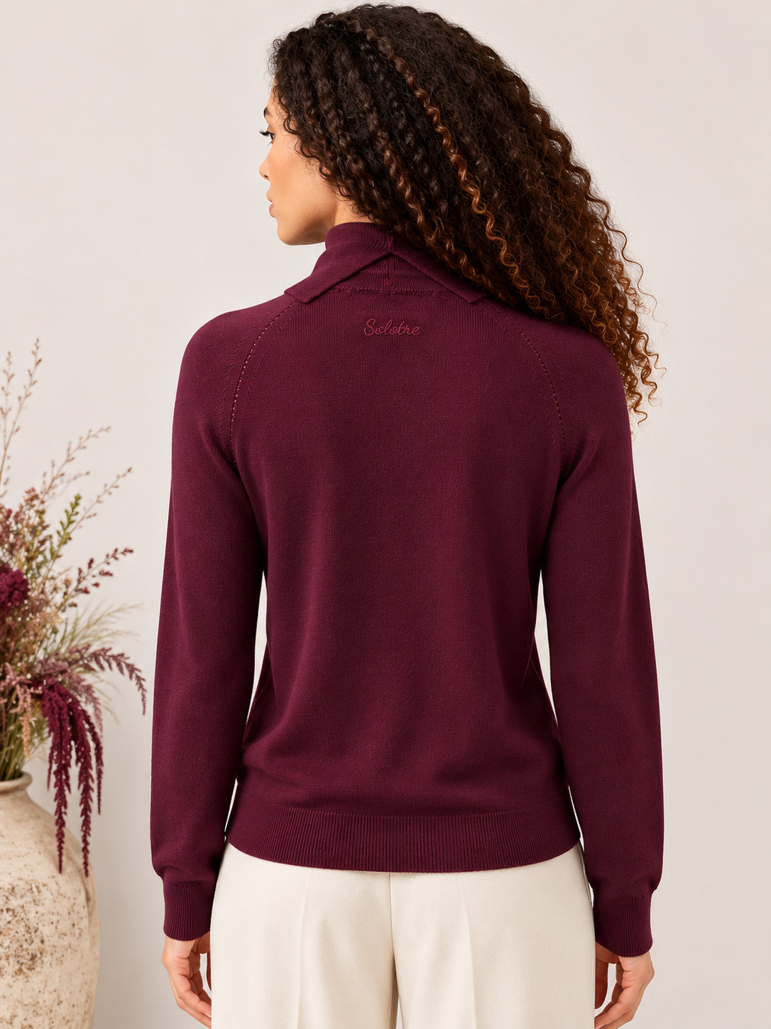 Maglia in Lana con Drappeggio e Collo Alto - .SOLO TRE