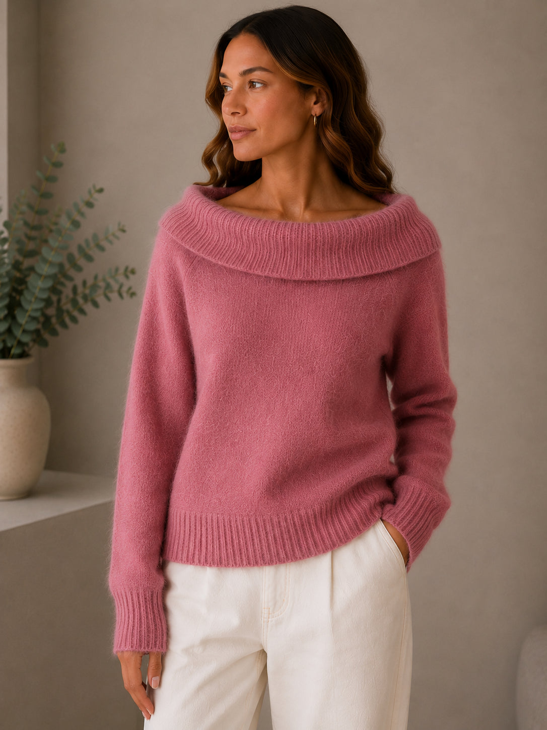 Maglia in angora collo ad anello - .SOLO TRE